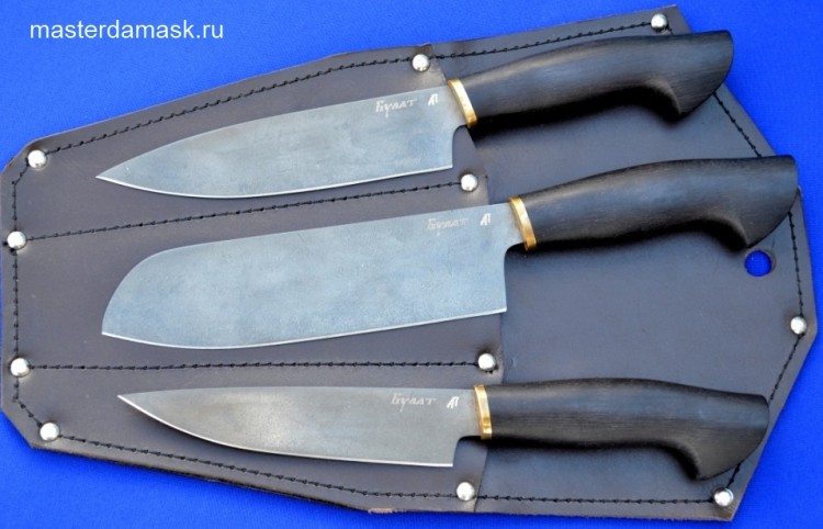 Набор ножей "Кухня" сталь Булат, рукояти стабилизированный граб, панно из натуральной кожи  